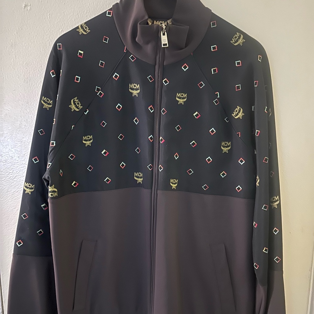 Authentic MCM jacket size M new with out tag